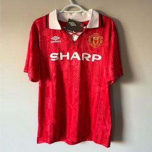 Eric Cantona Manchester United Retro Vintage New Men’s Red Home Soccer Jersey